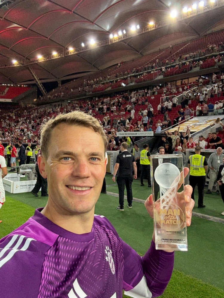 kaiyun-诺伊尔再显神威 社交媒体展示本场最佳荣誉