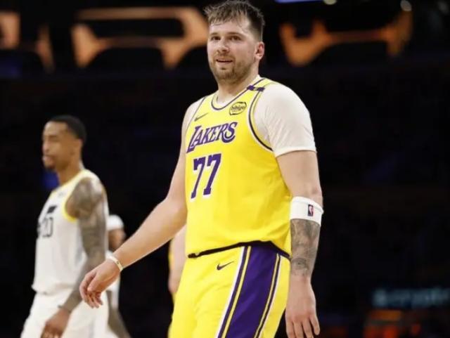 开云APP-湖人高规格接待 东契奇首秀没过瘾 直言有点害羞