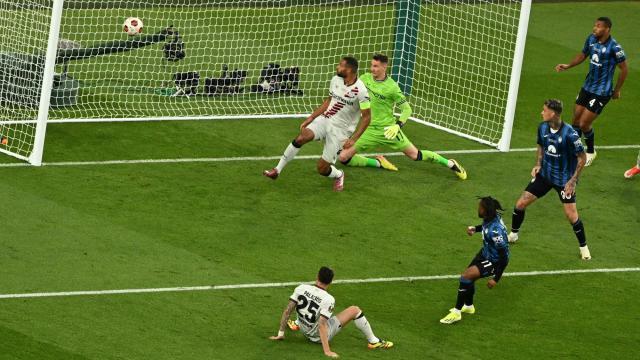 开云在线-首败竟如此惨痛，这是勒沃库森和阿隆索成长的代价