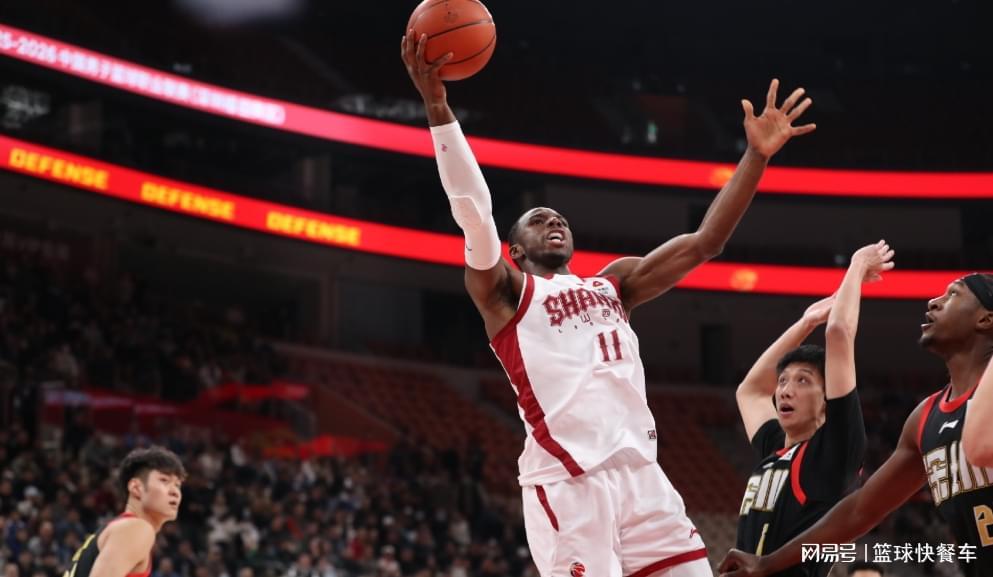 kaiyun-CBA最火爆一战!山西深圳被狂吹7个T:迪亚洛引争议潘江被驱逐